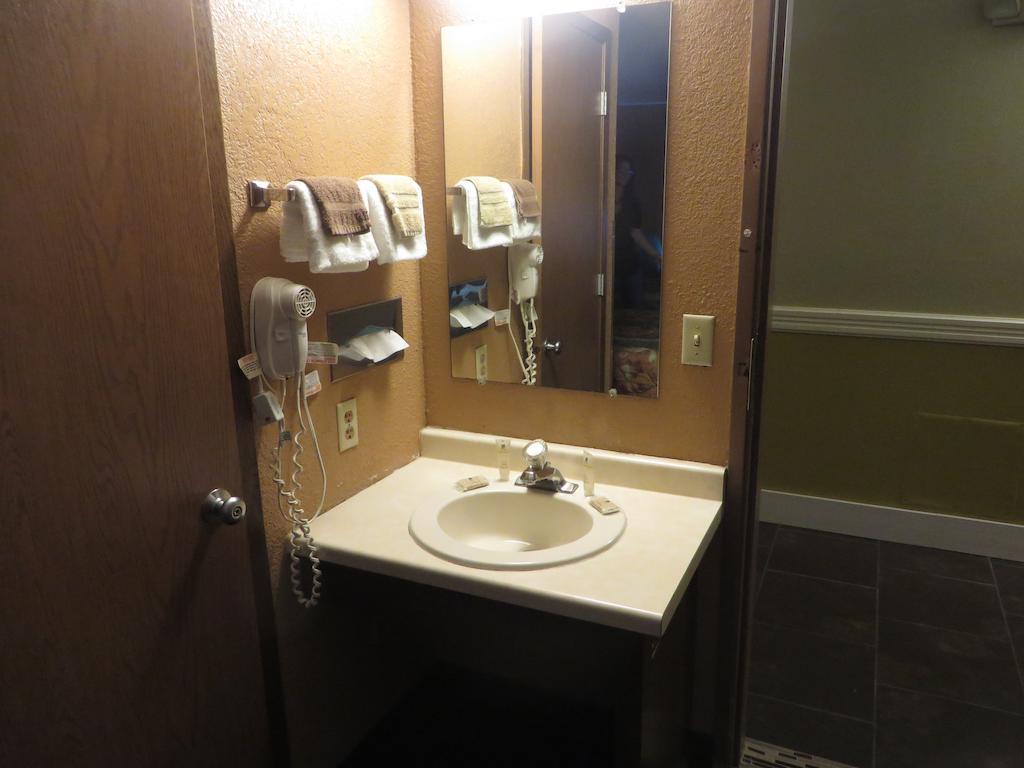 Riverside Suites North Mankato Zimmer foto